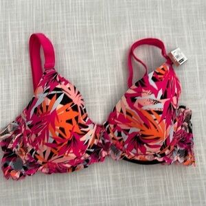 NWT No Boundaries Lightly Padded Bra Size 32C